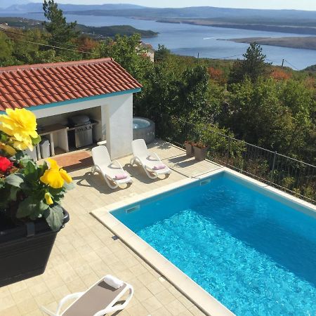 Holiday Home Aqua Šmrika Exteriér fotografie
